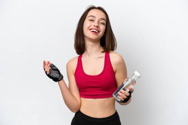 Genç Ukraynalı bir kadın beyaz arka planda izole edilmiş.