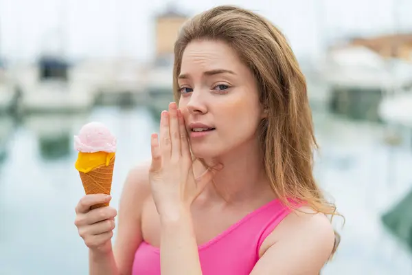 Young Redhead Woman Cornet Ice Cream Outdoors Whispering Something — Stock Photo, Image