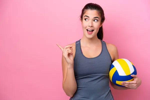 Young Brazilian Woman Playing Volleyball Isolated Pink Background Intending Realizes — Stock Photo, Image