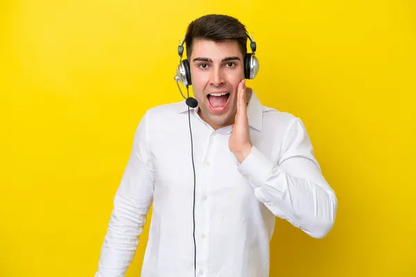 Telemarketer Caucasian Man Working Headset Isolated Yellow Background Surprise Shocked — Stock Photo, Image