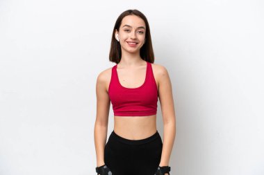 Genç Ukraynalı kadın beyaz arka planda izole edilmiş mutlu ve gülümsüyor.