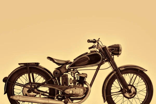 Сепия Тонизированный Вид Сбоку Изображение Винтажного Мотоцикла — стоковое фото