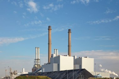 Rotterdam, Hollanda - 12 Ekim 2022: Hollanda Rotterdam, Hollanda 'daki Hollanda Maasvlakte' de kömürle çalışan Hollanda MPP3 elektrik santralinde görüntülendi