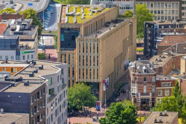 Arnhem, Hollanda - 11 Haziran 2024: Hollanda, Arnhem 'deki Rozet Kültür Merkezi ve Kütüphanesi