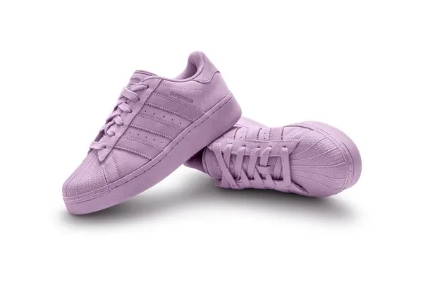 Belgrad Serbia Marca 2024 Adidas Originals Super Star Pink Sneakers Zdjęcie Stockowe