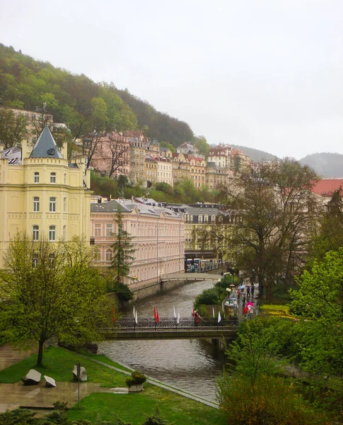 Panoramautsikt Över Staden Regnig Sommardag Karlovy Vary Tjeckiska — Stockfoto