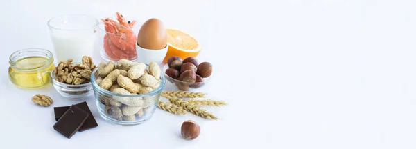 Lebensmittelallergene Auf Weißem Hintergrund Nahaufnahme Kopierraum Konzept Für Nahrungsmittelallergien Stockfoto