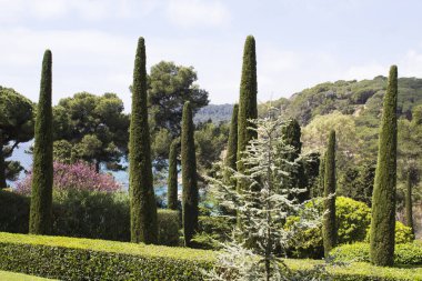 Saint Clotilde 'nin güzel bir yaz günü manzarası. Lloret de Mar. İspanya.