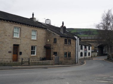 Calderdale, Batı Yorkshire 'daki Mytholmroyd' daki eski köy merkezi.