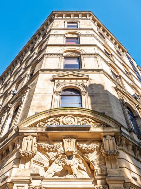 Bradford, Batı Yorkshire, Birleşik Krallık - 18 Mart 2025: Bradford Küçük Almanya Bölgesindeki 19. yüzyıl neoklasik binası