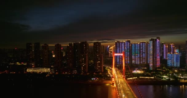 武漢の夏の都市のランドマークとスカイラインの夕日と夜景 — ストック動画