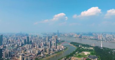Wuhan Yaz Şehri Tarihi ve Gökyüzü Çizgisi Manzarası