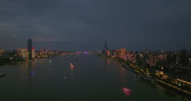 Wuhan Şehri ve Skyline Manzaraları  