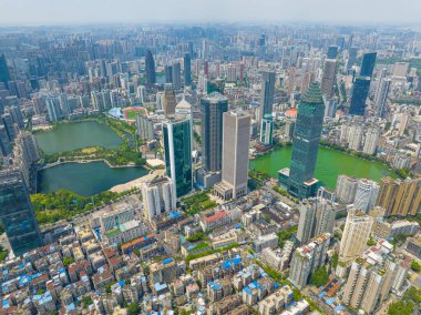 Wuhan CBD yüksek katlı gökyüzü manzarası