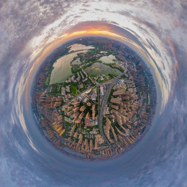 Wuhan Şehri ve Skyline Manzaraları  