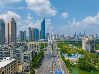 Wuhan Şehri ve Skyline Manzaraları  