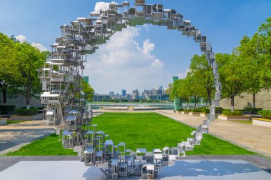 Wuhan Yuehu Han Nehri Köprüsü manzarası