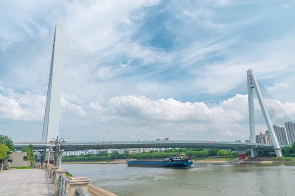 Wuhan Yuehu Han River Bridge Cenário — Fotografia de Stock