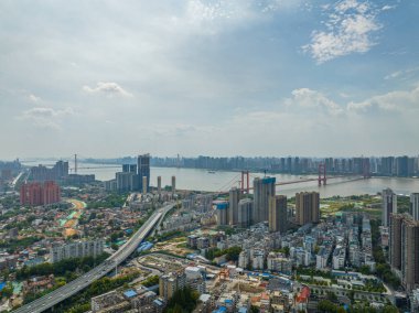 Wuhan Yaz Şehri Tarihi ve Skyline Manzarası