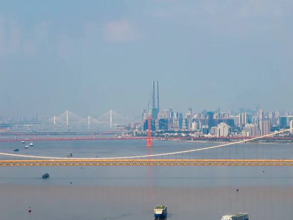 Wuhan River Beach Und Yangtze River Bridge Landschaft — Stockfoto