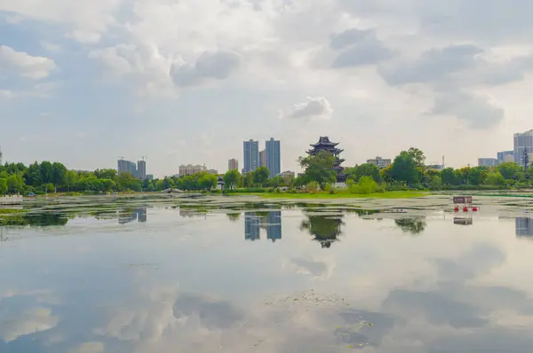Wuhan Ziyang Lake Park Scenérie — Stock fotografie