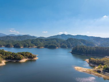 Cennetin sonbahar manzarası, Jiuzi Nehri, Luos, Çin
