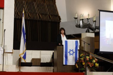 Syracuse, New York, Community 7 Ekim 2024 'te Temple Adath ve Temple Concord' da toplanıyor. Kaybolan hayatları hatırlamak, hayatta kalanları onurlandırmak ve 7 Ekim 'deki kahramanlarımızı kutlamak için yapılan korkunç trajedinin birinci yıldönümü.. 