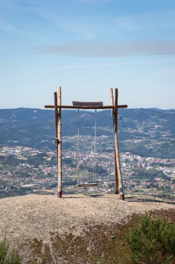 Baloico de Soalhaes Portekiz 'in iç kesimlerine doğru yükseliyor.