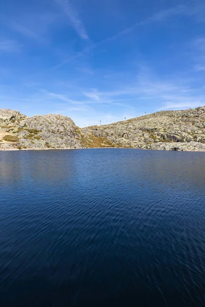 Túrázás Tavak Között Serra Estrela Természetvédelmi Parkban Portugália — Stock Fotó