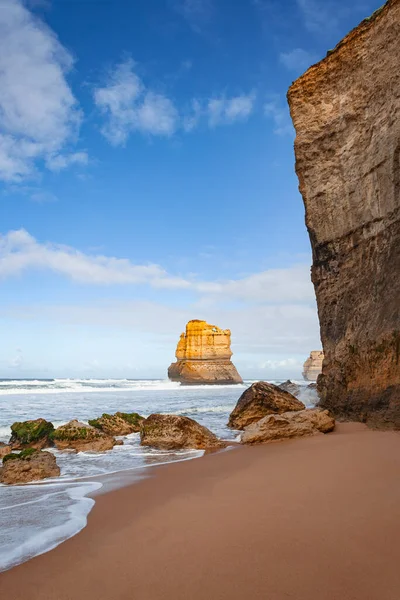 Impresionantes Formaciones Rocosas Playa Gibson Cerca Twelve Apostles Great Ocean —  Fotos de Stock