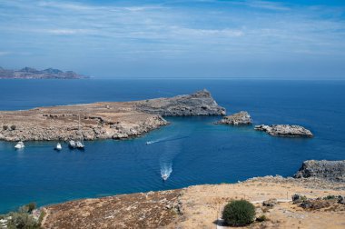 Yunanistan 'da bulunan Rodos adasında güzel bir yaz günü