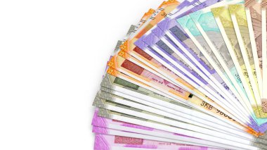 Çeşitli değerlerde Hint Rupisi banknotlarının hayran aranjmanı