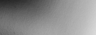 Gümüş boyayla boyanmış çelik levha. arkaplan veya doku