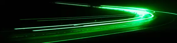Зеленые Огни Машины Ночью Длительное Воздействие — стоковое фото