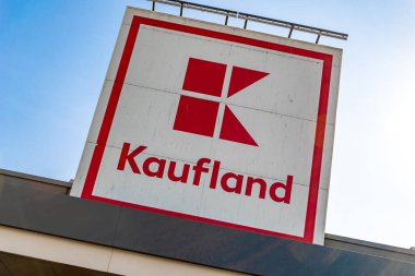 Bedzin, Polonya - 14.05. 2023 - Bedzin 'deki Kaufland süpermarketi