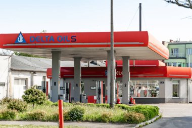 Bedzin, Polonya - 14.05. 2023 - Bedzin 'deki Delta Petrol İstasyonu