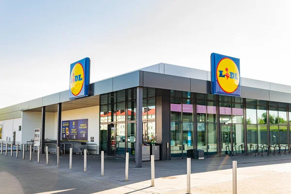 Bedzin, Polonya - 14.05. 2023 - Bedzin 'de Lidl mağazası