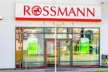 Bedzin, Polonya - 14.05. 2023 - Rossmann kozmetik mağazası Bedzin 'de