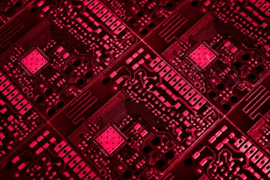 Altın kaplamalı kırmızı baskılı devre kartı