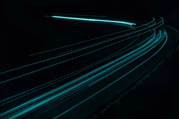 Синій Автомобіль Запалює Вночі Довга Експозиція — стокове фото