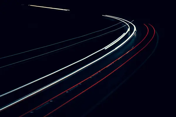 Lichten Van Auto Rijden Nachts Lange Blootstelling — Stockfoto