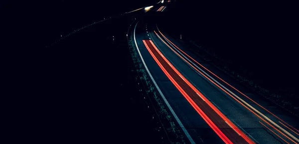 Φώτα Των Αυτοκινήτων Οδήγηση Νύχτα Μεγάλη Έκθεση — Φωτογραφία Αρχείου
