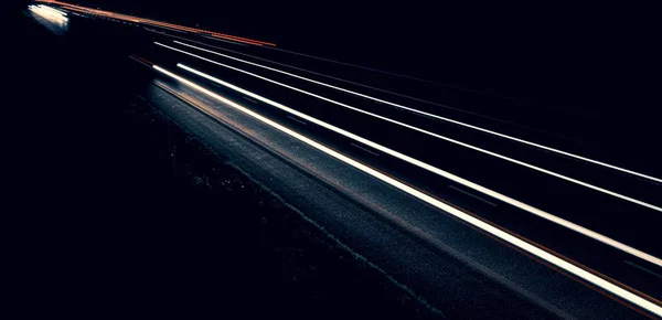Luminile Mașinilor Care Conduc Noaptea Expunere Lungă — Fotografie, imagine de stoc