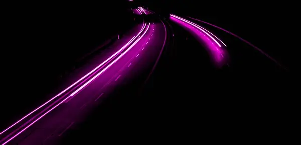 Luci Auto Viola Notte Lunga Esposizione — Foto Stock