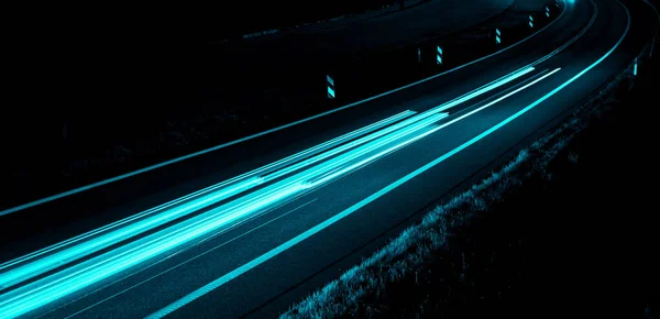 Синие Автомобильные Фары Ночью Длительное Воздействие — стоковое фото