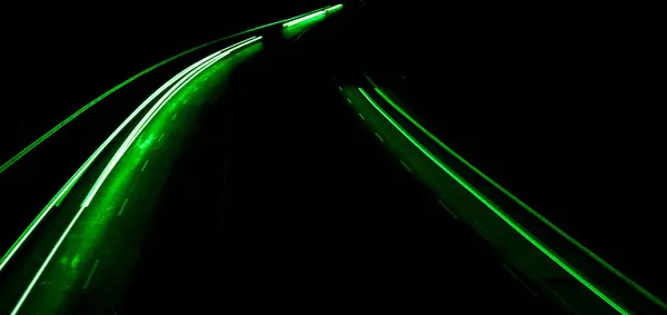 Groene Auto Lichten Nachts Lange Blootstelling — Stockfoto