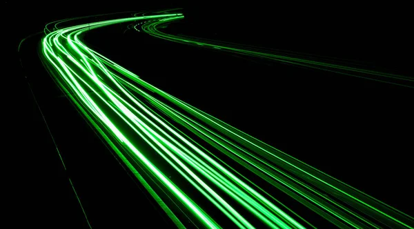 Zielone Światła Samochodu Nocy Długotrwałe Narażenie — Zdjęcie stockowe