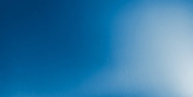 Görünür desenli mavi metal bir levha çizilmiş. arkaplan