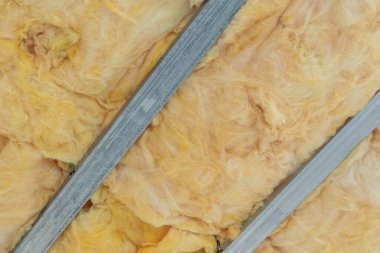 Mineral yünlü tavan arası yalıtımı