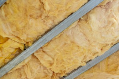 Mineral yünlü tavan arası yalıtımı